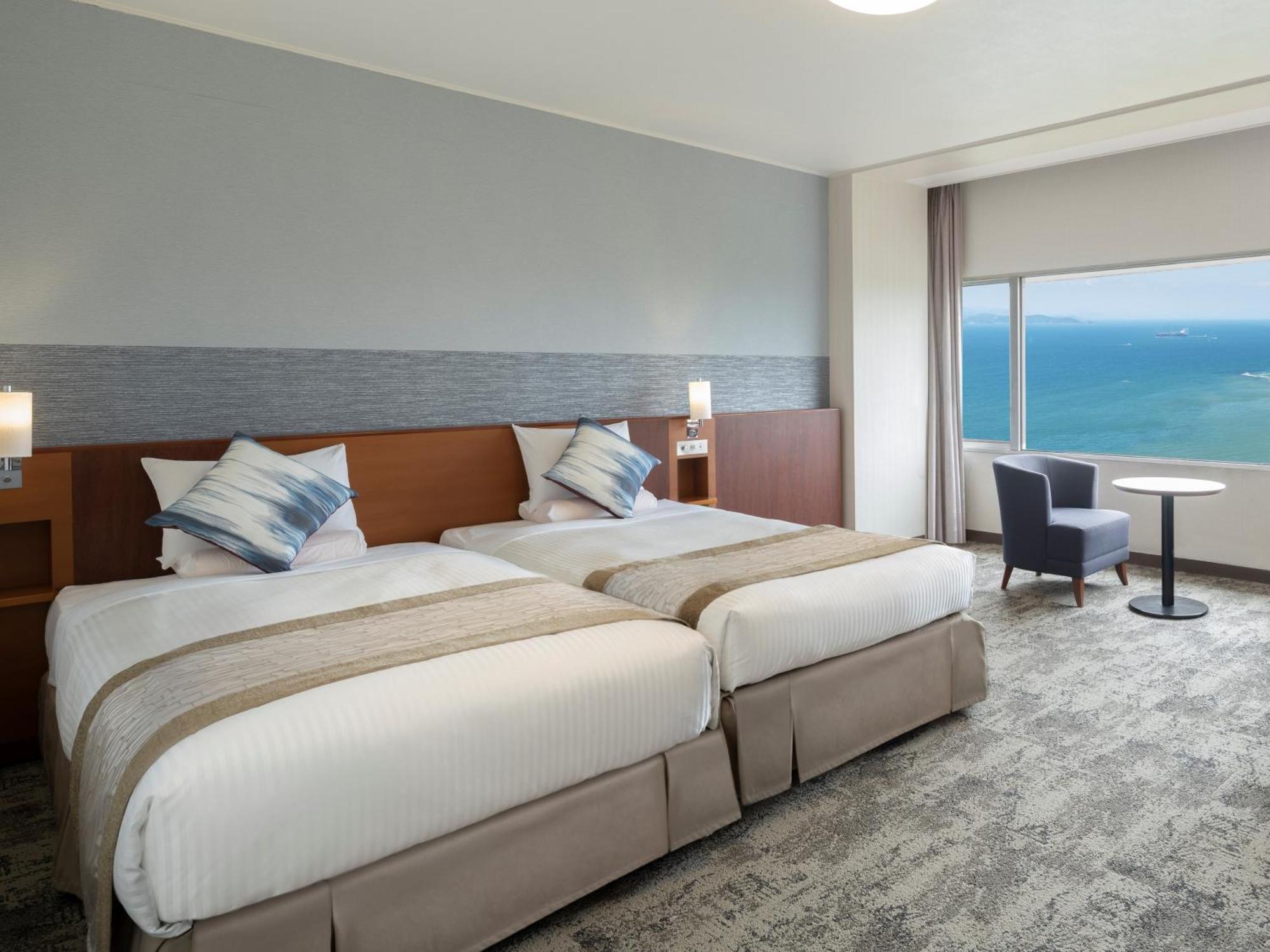 Irago Ocean Resort Tahara Exterior photo