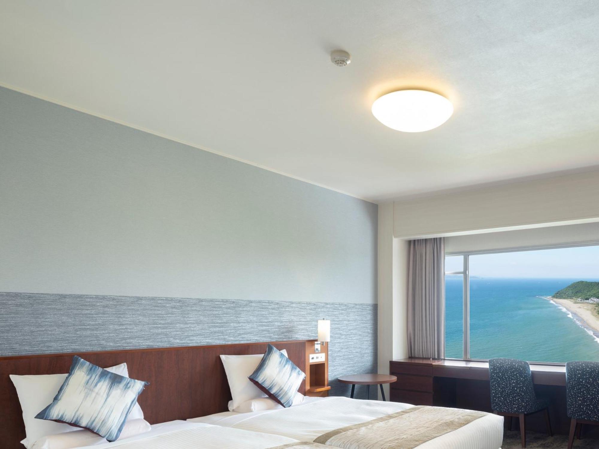 Irago Ocean Resort Tahara Exterior photo