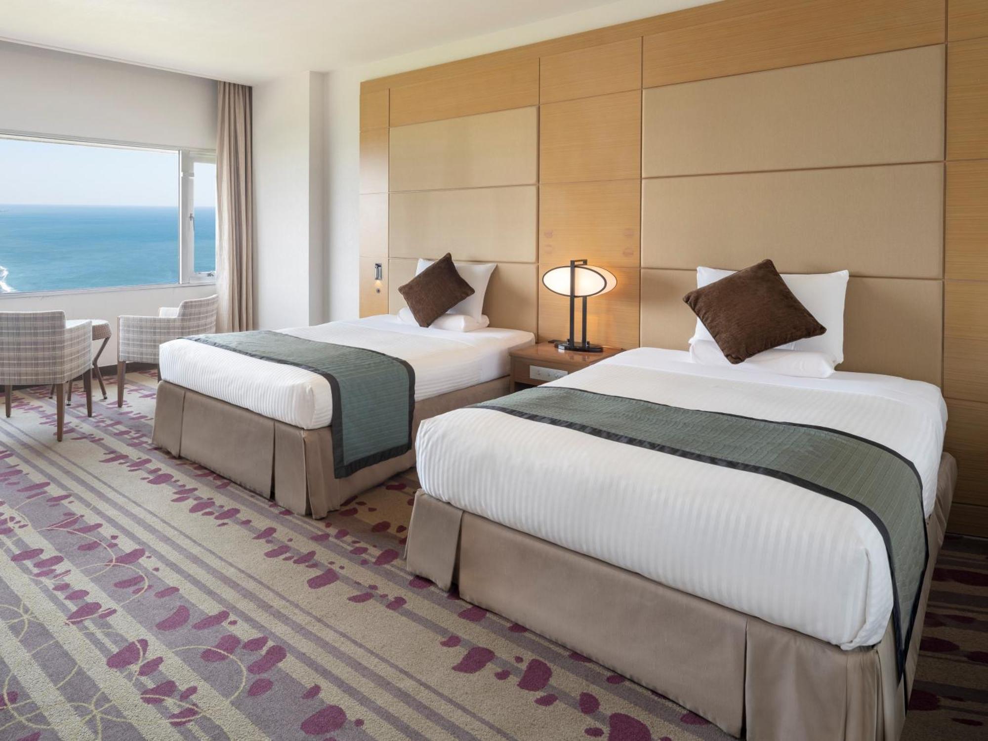 Irago Ocean Resort Tahara Exterior photo