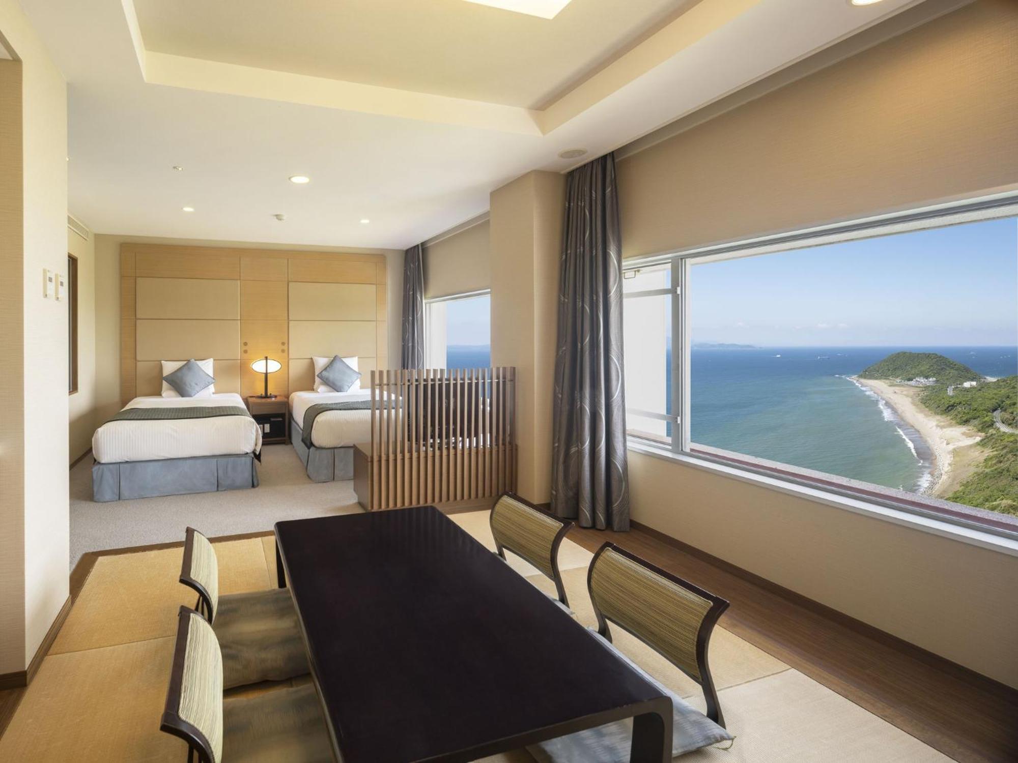 Irago Ocean Resort Tahara Exterior photo